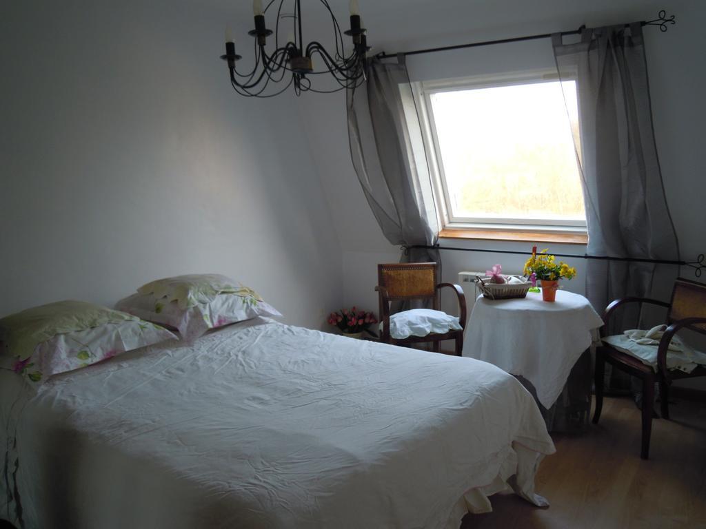 Erondelle B&B Egloff الغرفة الصورة